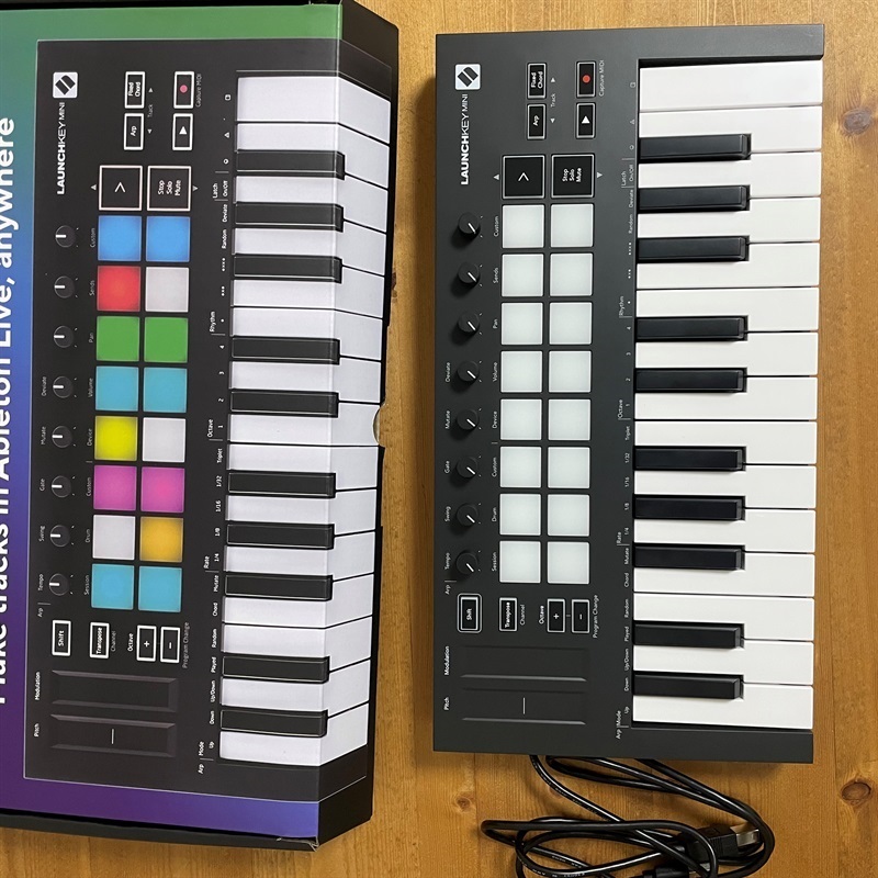 NOVATION Launchkey Mini 25 Mk3の画像